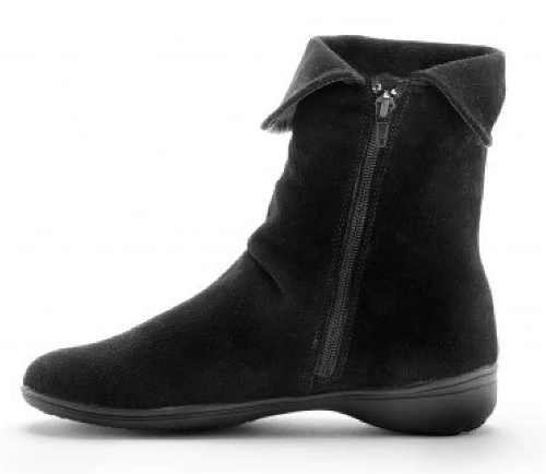 Černá kotníková dámská zimní obuv Blancheporte