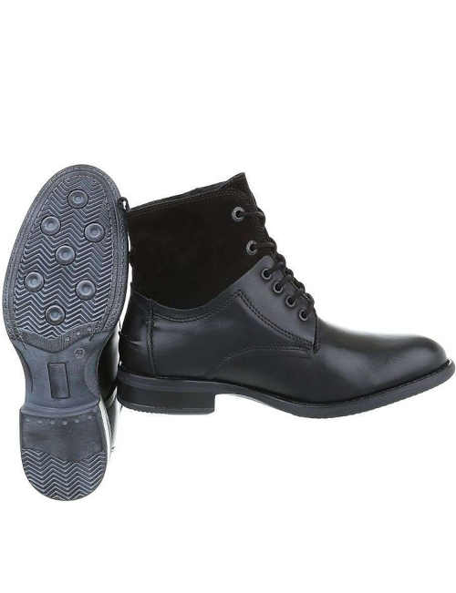 černé pánské kožené boty